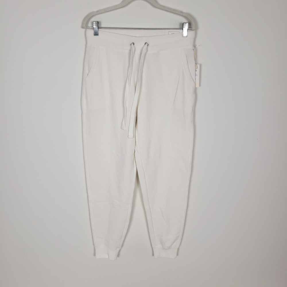 Fitted White Sweatpants with Pockets